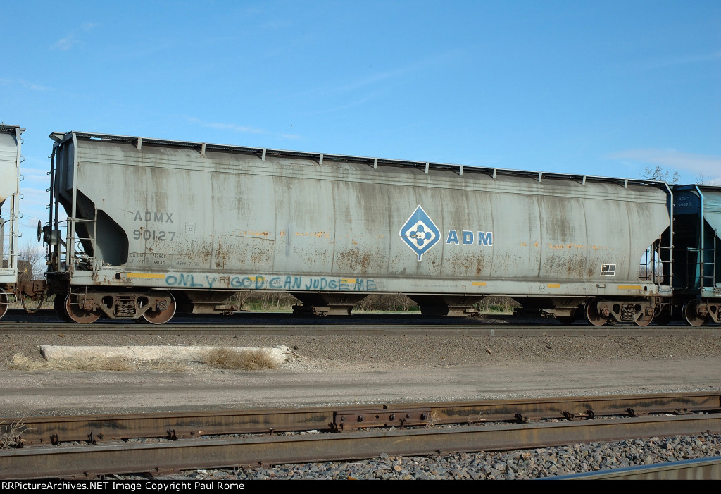 ADMX 90127, 4-Bay Center-Flow Covered Hopper Car on the UPRR